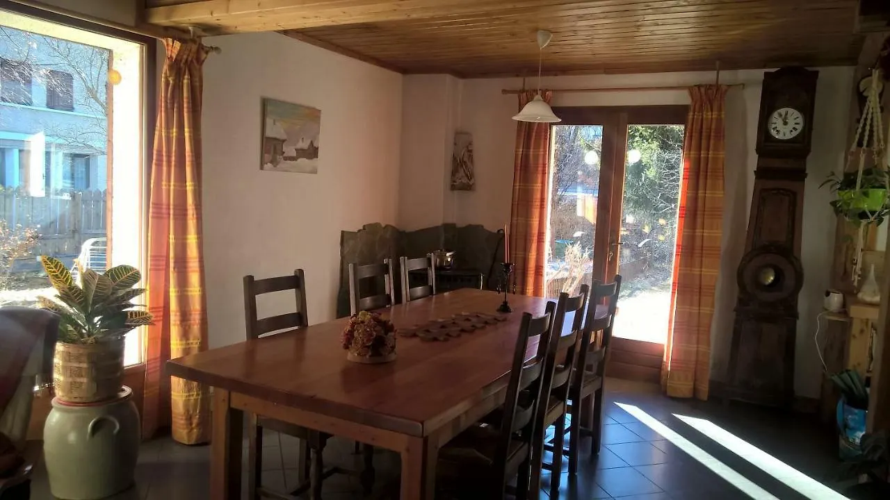 Chambre D'Hotes La Mourerous La Salle-les-Alpes 3*,